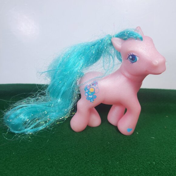 My Little Pony Lot of 7 Toys 2002 - 2010 Rainbow Dash Bundles O Fun 25th… - Picture 2 of 16